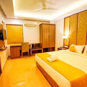 **** Hotel Kavala Castle India
